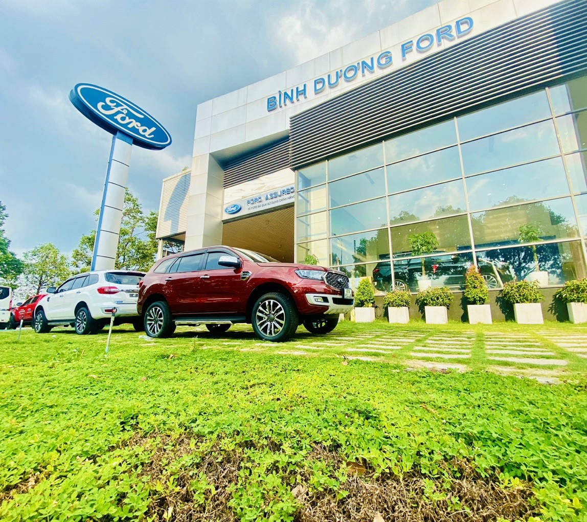 Giao xe Ford Everest Titanium 4x2 AT 2021 tại B&igrave;nh Dương